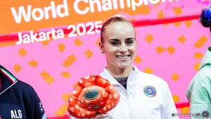 wag aa podium sfe03514 copia simone ferraro ph